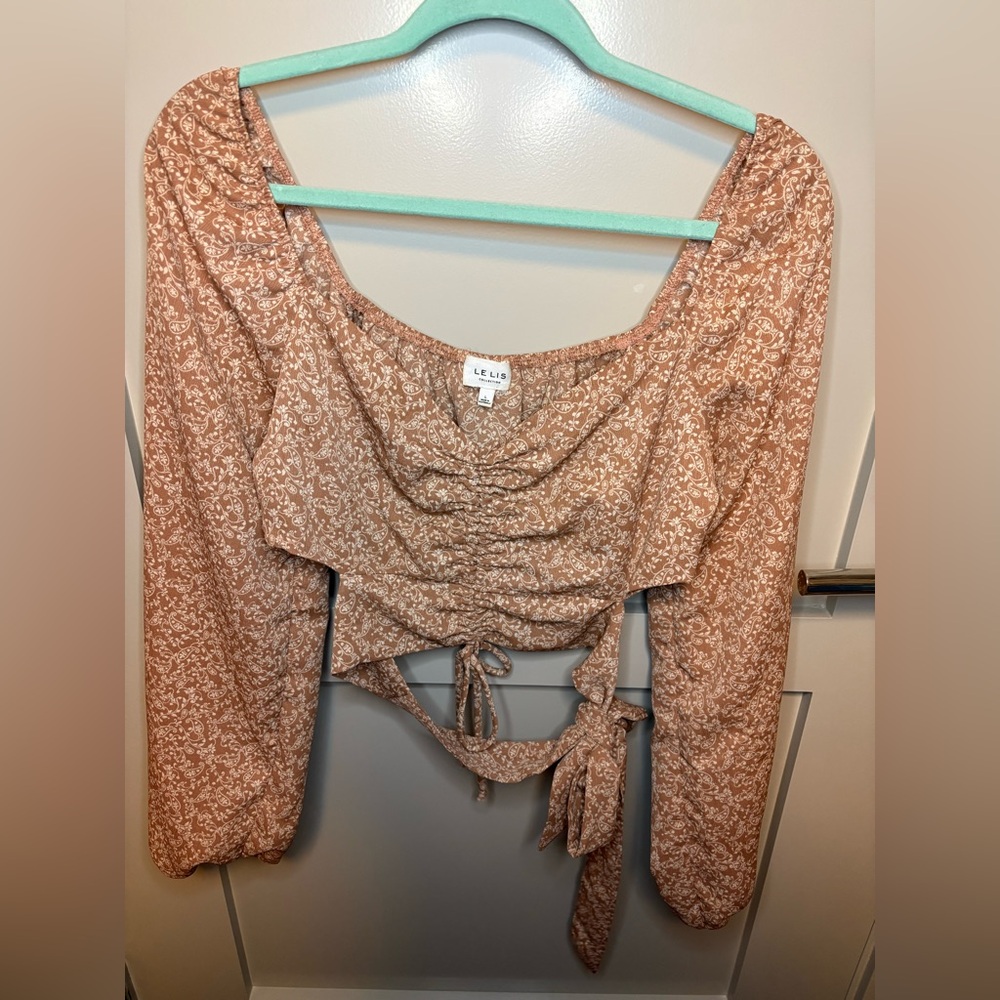 Le Lis Women's Floral Tan-Pink Blouse